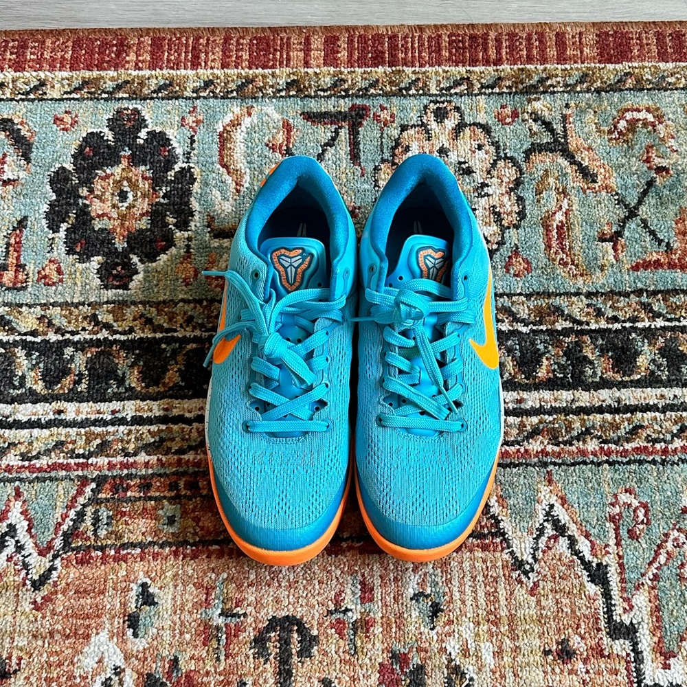 Nike Kobe GS basketball shoes